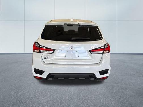 2024 Mitsubishi Outlander Sport 2.0 ES