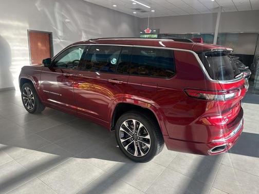 2022 Jeep Grand Cherokee L Overland