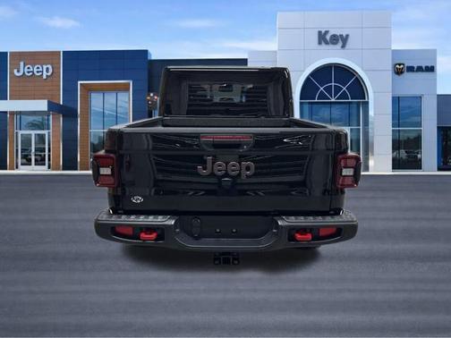 Black Clearcoat 2026 Jeep Gladiator Rubicon