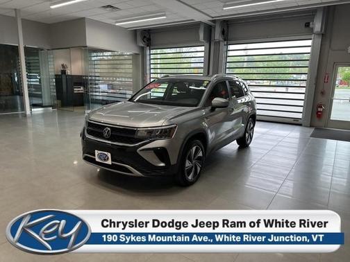 2024 Volkswagen Taos 1.5T SE