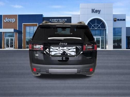 Diamond Black 2026 Jeep Cherokee Overland