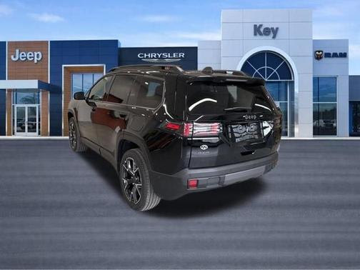 Diamond Black 2026 Jeep Cherokee Overland