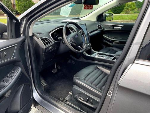 CARBONIZED GRAY 2021 Ford Edge SEL