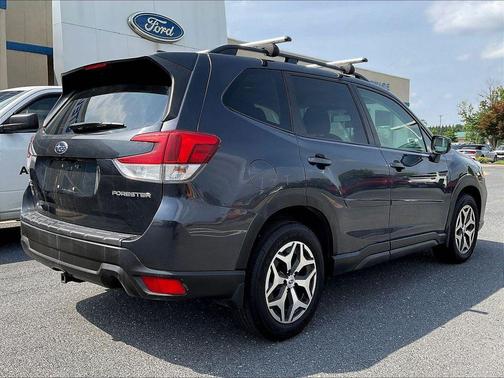 Dark Gray Metallic 2019 Subaru Forester Premium