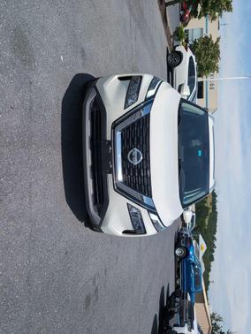 Pearl White Tricoat 2021 Nissan Rogue SV