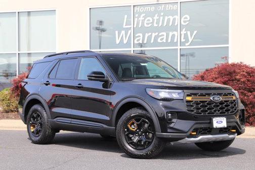 AGATE BLACK METALLIC 2026 Ford Explorer Tremor