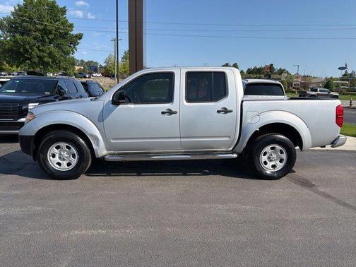Brilliant Silver 2015 Nissan Frontier S