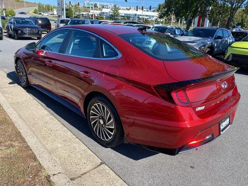 2023 Hyundai SONATA Hybrid SE
