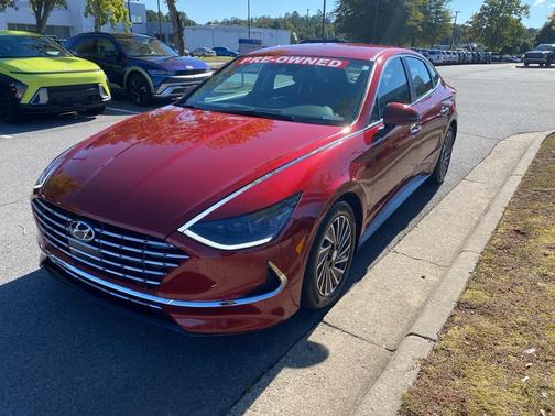 2023 Hyundai SONATA Hybrid SE