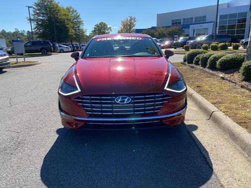 2023 Hyundai SONATA Hybrid SE