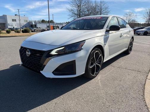 2025 Nissan Altima SR FWD