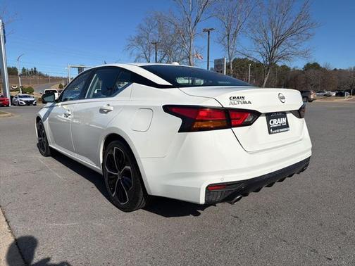 2025 Nissan Altima SR FWD