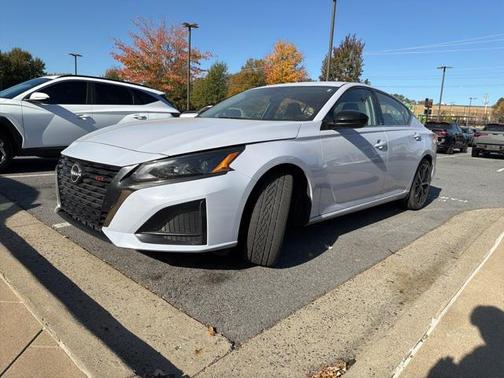 2024 Nissan Altima SR FWD