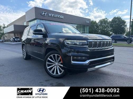 Diamond Black Crystal Pearlcoat 2023 Jeep Grand Wagoneer Obsidian 4x4