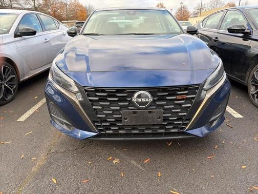 2023 Nissan Altima SR FWD