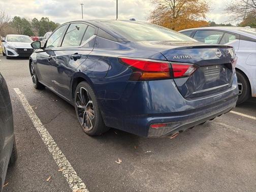 2023 Nissan Altima SR FWD