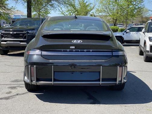 2025 Hyundai IONIQ 6 SEL