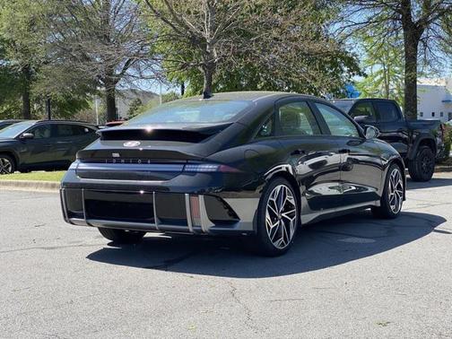 2025 Hyundai IONIQ 6 SEL