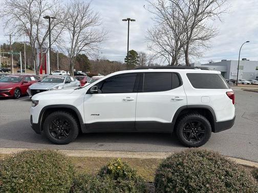 2023 GMC Acadia AWD AT4