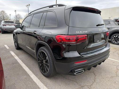Gray 2023 Mercedes-Benz GLB 250 Base