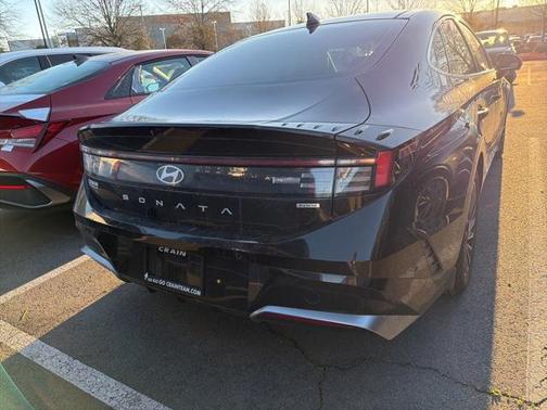 2024 Hyundai SONATA Hybrid Limited