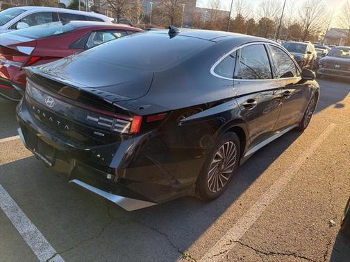 2024 Hyundai SONATA Hybrid Limited