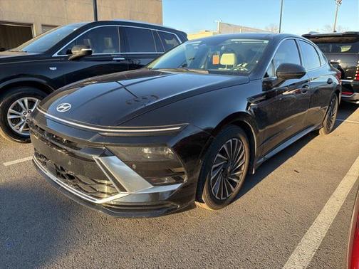 2024 Hyundai SONATA Hybrid Limited