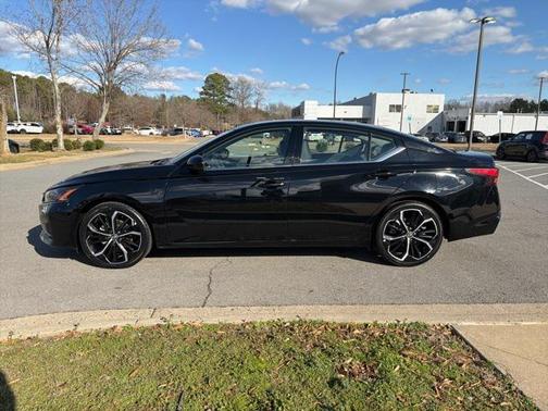 2024 Nissan Altima SR FWD