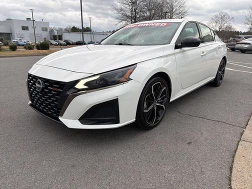 2024 Nissan Altima SR FWD