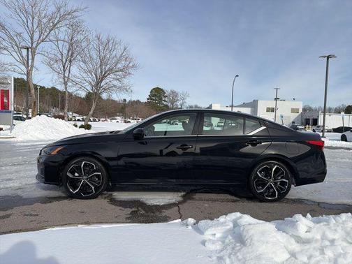 2024 Nissan Altima SR FWD