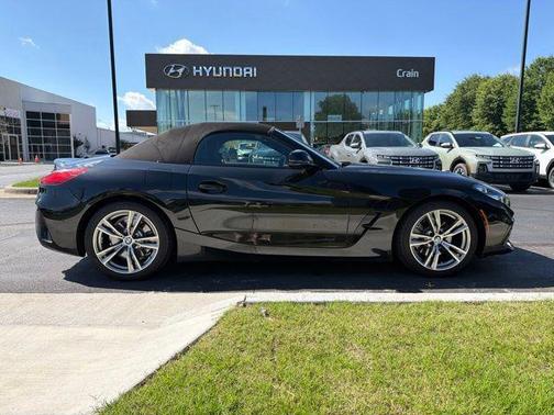 Black Sapphire Metallic 2026 BMW Z4 sDrive30i