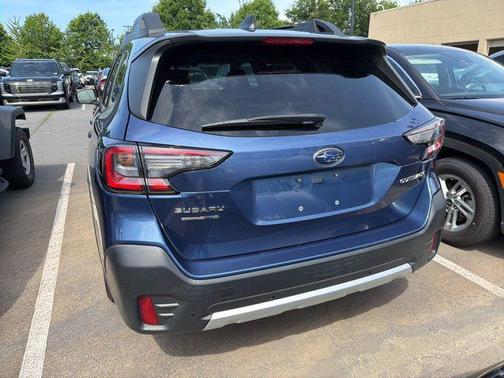 Abyss Blue Pearl 2022 Subaru Outback Limited