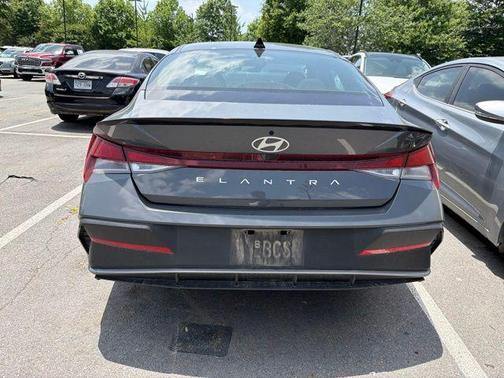 Ecotronic Gray 2025 Hyundai ELANTRA Sport