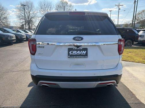 Oxford White 2017 Ford Explorer XLT