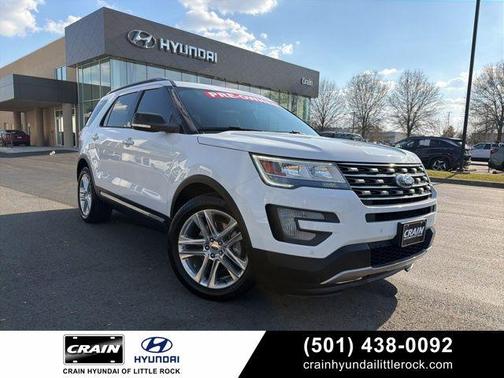Oxford White 2017 Ford Explorer XLT