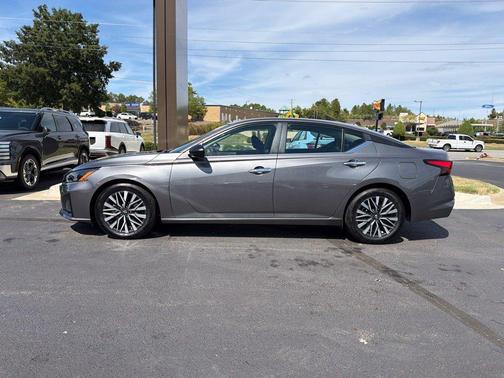 Gun Metallic 2025 Nissan Altima SV