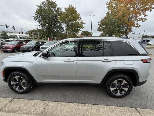 2023 Jeep Grand Cherokee 4xe Base