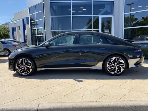 2024 Hyundai IONIQ 6 SEL