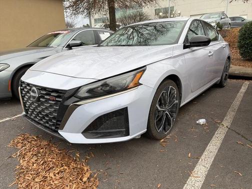 2024 Nissan Altima SR FWD