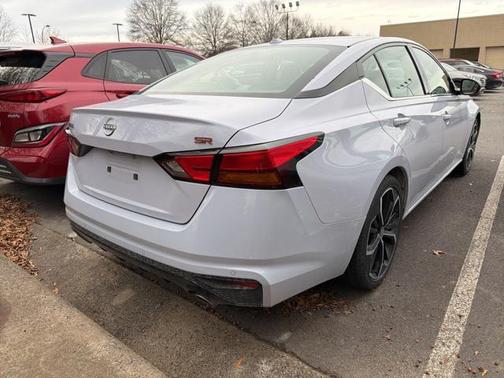 2024 Nissan Altima SR FWD