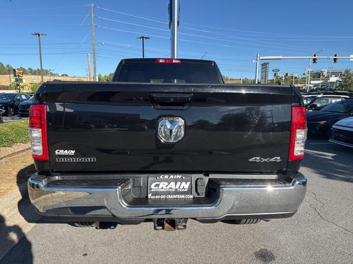2021 RAM 2500 Big Horn Crew Cab 4x4 6'4' Box