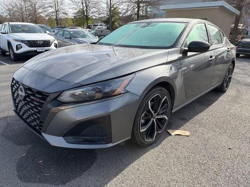 2024 Nissan Altima SR FWD