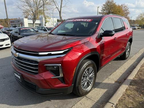 2024 Chevrolet Traverse LT