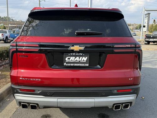 2024 Chevrolet Traverse LT