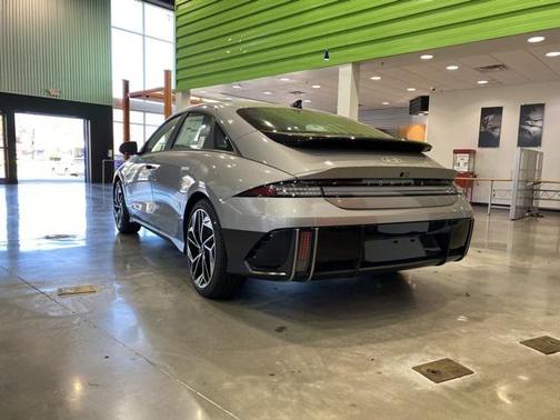 2025 Hyundai IONIQ 6 SEL