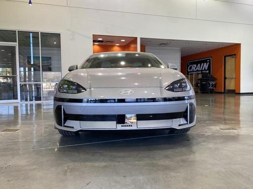 2025 Hyundai IONIQ 6 SEL