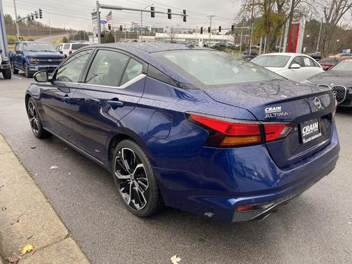 2023 Nissan Altima SR FWD