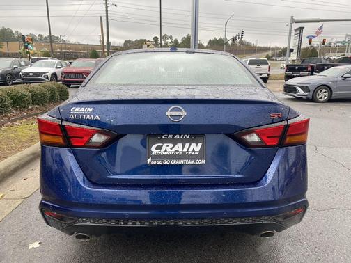 2023 Nissan Altima SR FWD