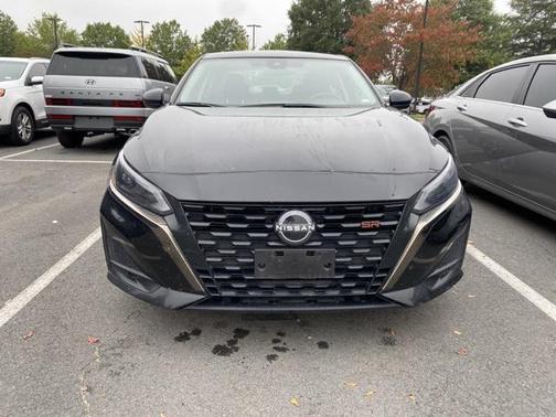 2023 Nissan Altima SR FWD