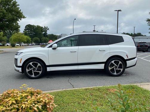 Snow White Pearl 2026 Hyundai IONIQ 9 SEL